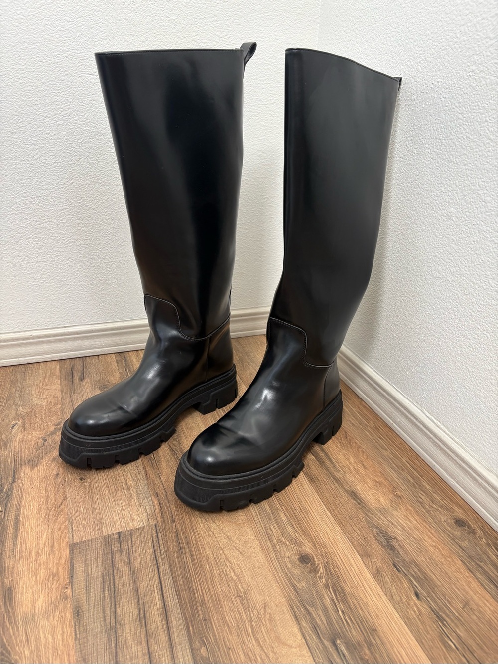 H&M Black Knee-High Chunky Sole Boots